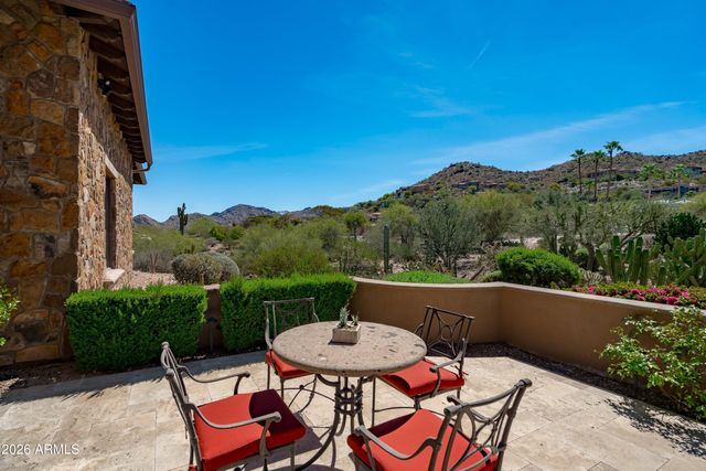 4602 E MOCKINGBIRD Lane, Paradise Valley, AZ 85253