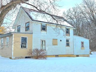 4010 Ridgeway Street, Williamson, NY 14589