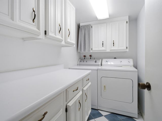 5390 Woodland Lakes Drive 104, Palm Beach Gardens, FL 33418