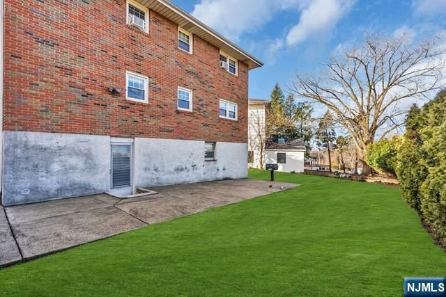 849 Elizabeth Street 1, Ridgefield, NJ 07657