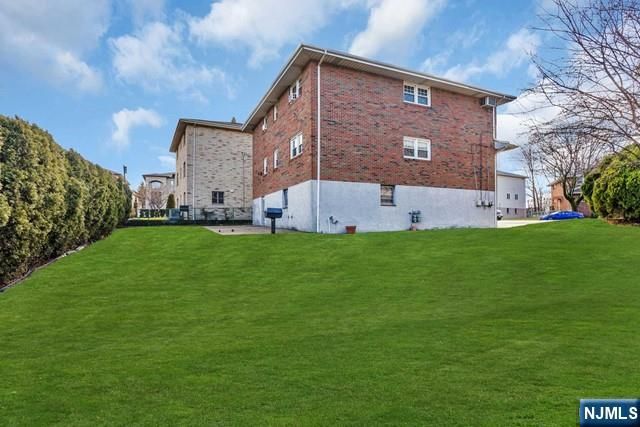 849 Elizabeth Street 1, Ridgefield, NJ 07657