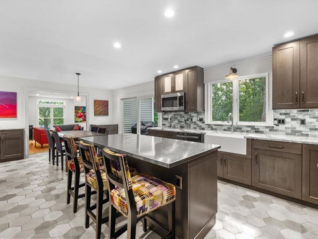 41 Piccadilly Way, Westborough, MA 01581