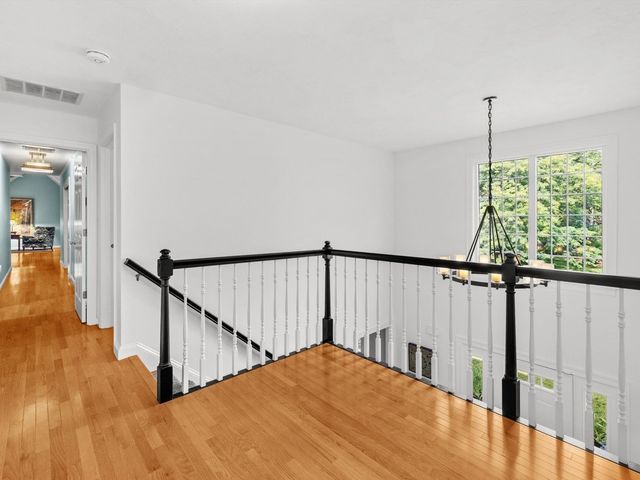 41 Piccadilly Way, Westborough, MA 01581