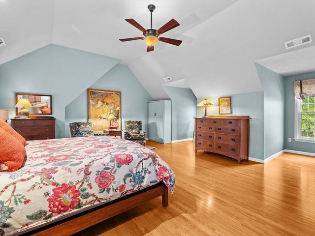 41 Piccadilly Way, Westborough, MA 01581