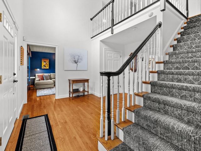 41 Piccadilly Way, Westborough, MA 01581
