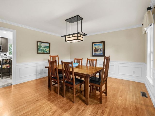 41 Piccadilly Way, Westborough, MA 01581