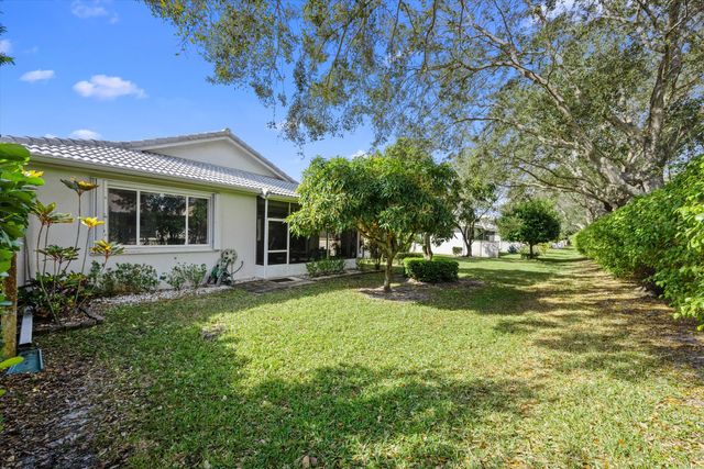 9078 Bay Point Circle, West Palm Beach, FL 33411