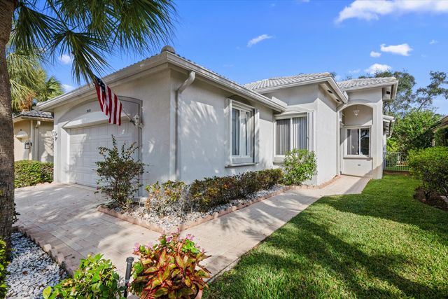 9078 Bay Point Circle, West Palm Beach, FL 33411