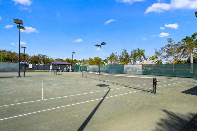 9078 Bay Point Circle, West Palm Beach, FL 33411