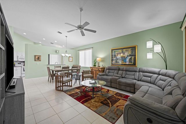 9078 Bay Point Circle, West Palm Beach, FL 33411