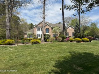 28 Saint Mary Avenue, Manahawkin, NJ 08050
