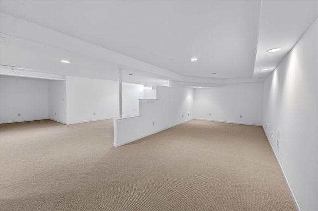 3232 Bellflower Court, Ann Arbor, MI 48103