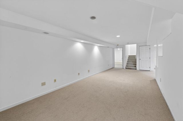 3232 Bellflower Court, Ann Arbor, MI 48103