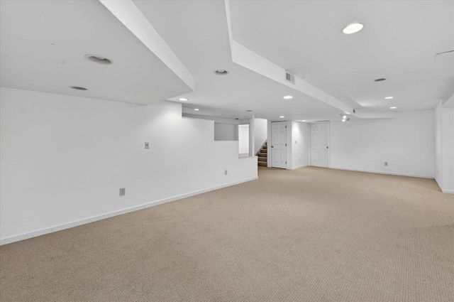 3232 Bellflower Court, Ann Arbor, MI 48103