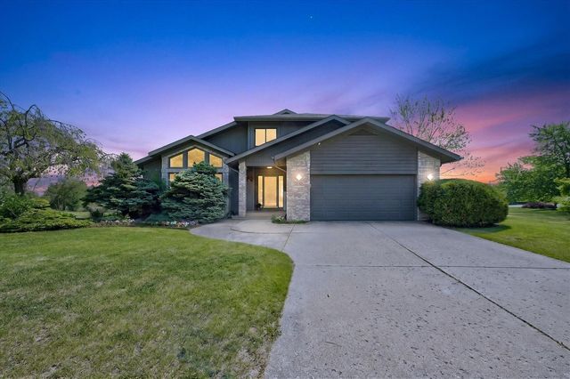 3232 Bellflower Court, Ann Arbor, MI 48103