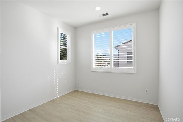 811 N Dalton Ave 105, Azusa, CA 91702