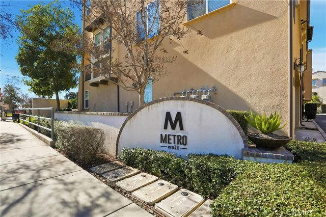 811 N Dalton Ave 105, Azusa, CA 91702