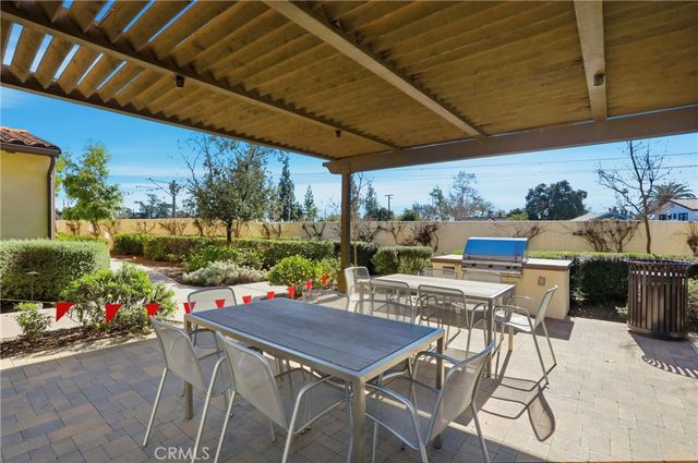 811 N Dalton Ave 105, Azusa, CA 91702