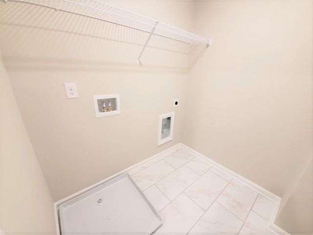 1636 Lansing Bluff Walk, Lawrenceville, GA 30043
