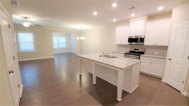1636 Lansing Bluff Walk, Lawrenceville, GA 30043