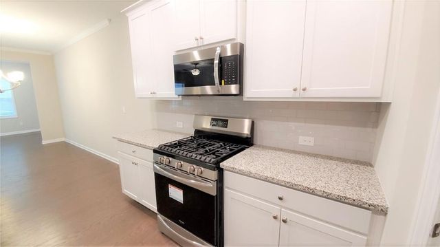 1636 Lansing Bluff Walk, Lawrenceville, GA 30043