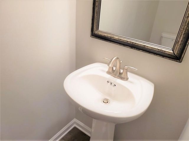 1636 Lansing Bluff Walk, Lawrenceville, GA 30043