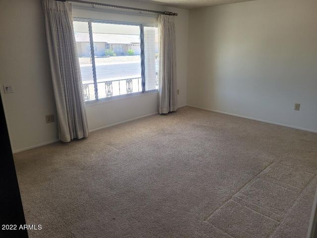 20032 N Willow Creek Circle, Sun City, AZ 85373
