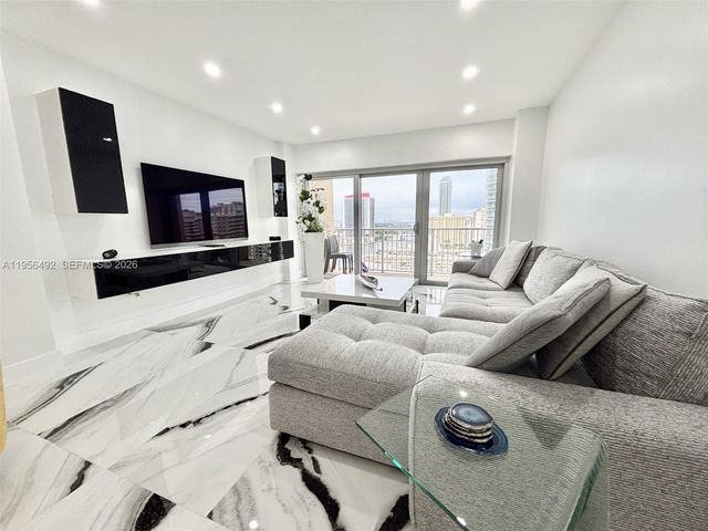 1965 S Ocean Dr 15B, Hallandale Beach, FL 33009