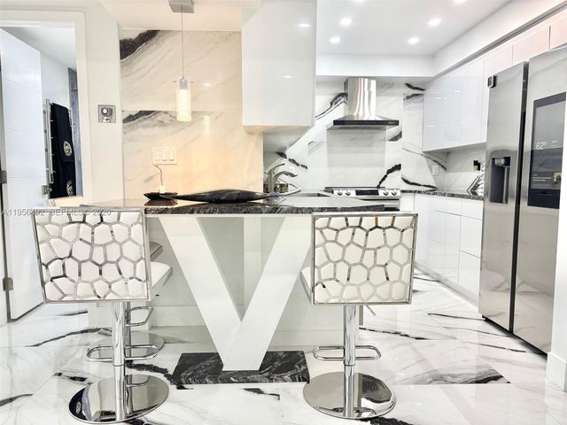 1965 S Ocean Dr 15B, Hallandale Beach, FL 33009