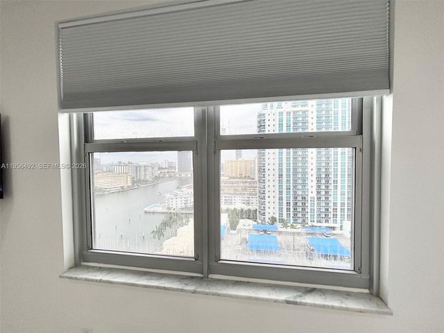 1965 S Ocean Dr 15B, Hallandale Beach, FL 33009