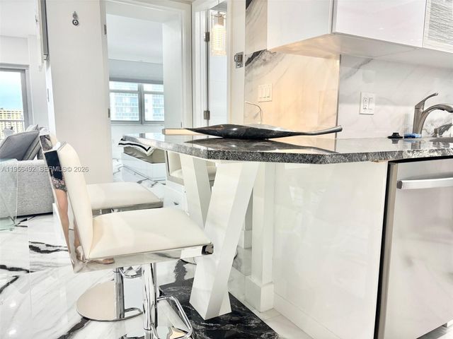 1965 S Ocean Dr 15B, Hallandale Beach, FL 33009