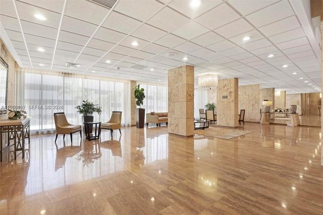 1965 S Ocean Dr 15B, Hallandale Beach, FL 33009