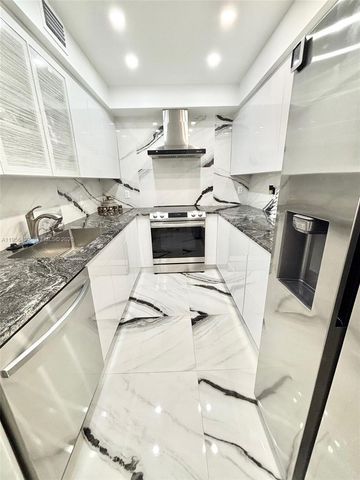 1965 S Ocean Dr 15B, Hallandale Beach, FL 33009