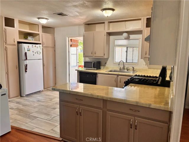 31130 South General Kearny 18, Temecula, CA 92591