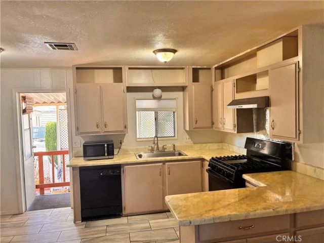 31130 South General Kearny 18, Temecula, CA 92591