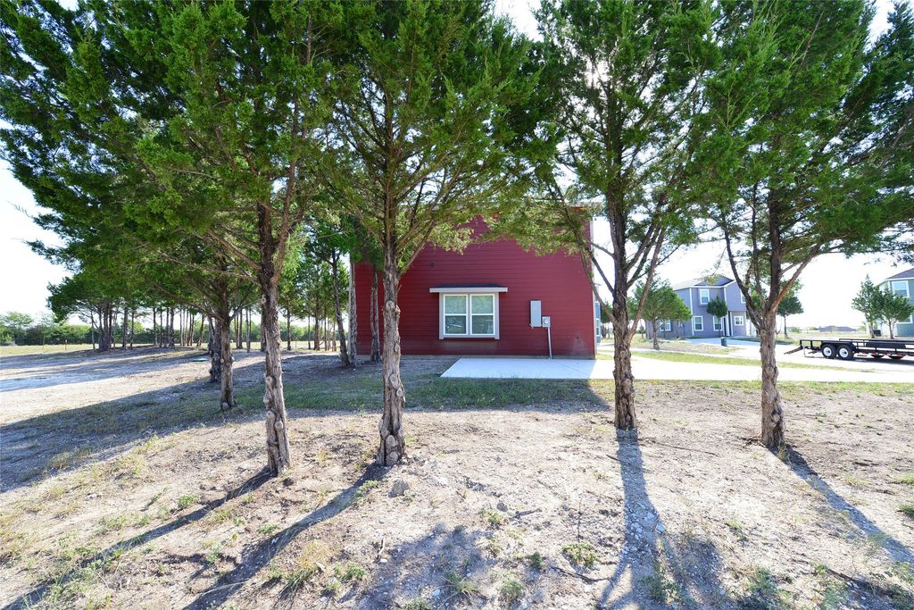 2369 Murphy Court, Red Oak, TX 75154
