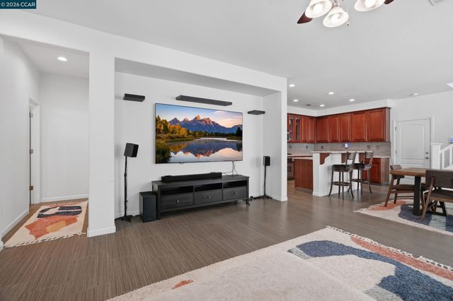 10848 Iris Bloom Drive, Stockton, CA 95209