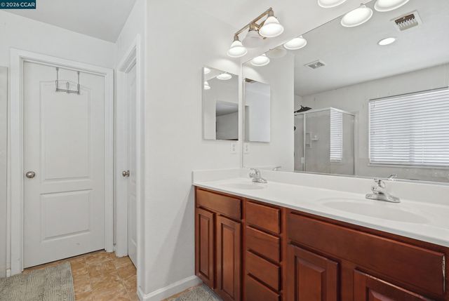 10848 Iris Bloom Drive, Stockton, CA 95209