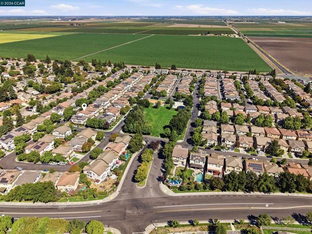 10848 Iris Bloom Drive, Stockton, CA 95209