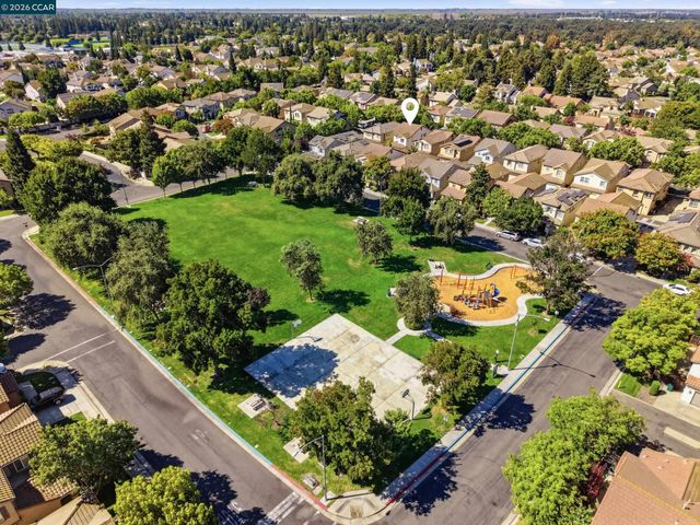 10848 Iris Bloom Drive, Stockton, CA 95209