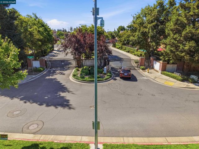 10848 Iris Bloom Drive, Stockton, CA 95209