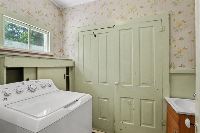 115 Delano Street, Allegan, MI 49010