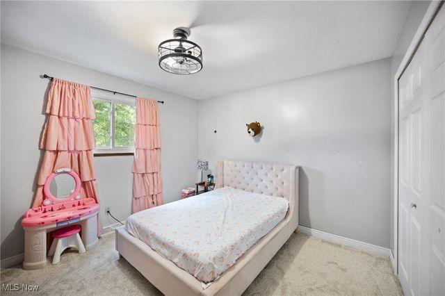 652 University Avenue, Elyria, OH 44035