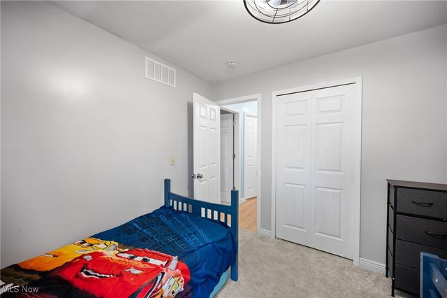 652 University Avenue, Elyria, OH 44035