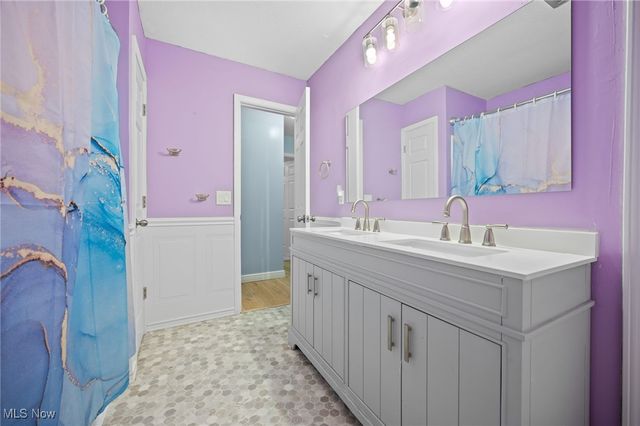 652 University Avenue, Elyria, OH 44035