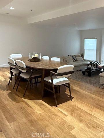 12011 Goshen 104, Los Angeles, CA 90049