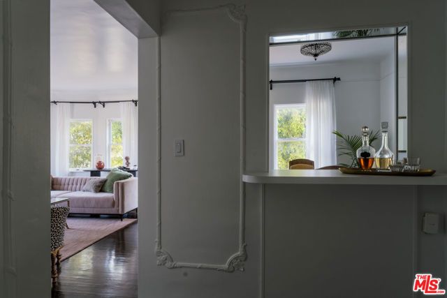 3400 San Marino Street M, Los Angeles, CA 90006