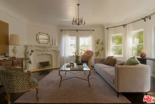 3400 San Marino Street M, Los Angeles, CA 90006