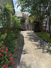 1634 1/2 Branard Street, Houston, TX 77006
