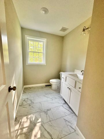 1 Blaisdell Court, Raymond, NH 03077